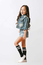 Laden Sie das Bild in den Galerie-Viewer.Girls casual skirt and top set