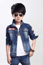 Load image into Gallery viewer, Boy kids stylish jacket with goggle